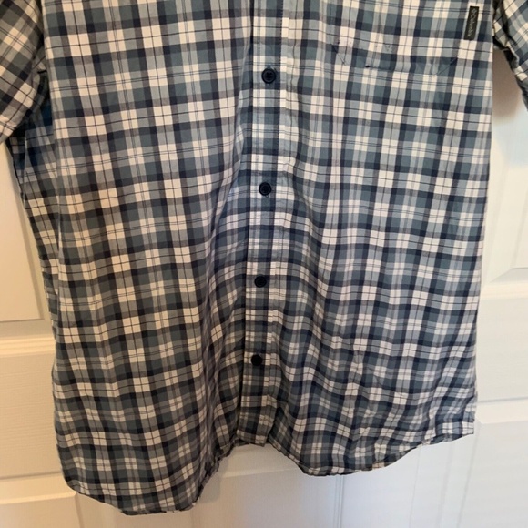 Columbia Men's Short Sleeved Plaid Button Down Shirt Blue White Size XL - Picture 3 of 12